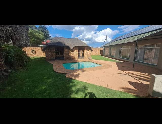 4 BEDROOM HOUSE FOR SALE IN ELSPARK